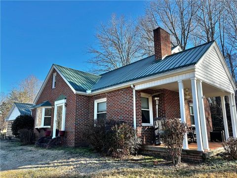 Homes For Sale - 3391 LOT #1 Asbury Road #PARCEL ONE<br/> Mount Airy, NC 27030