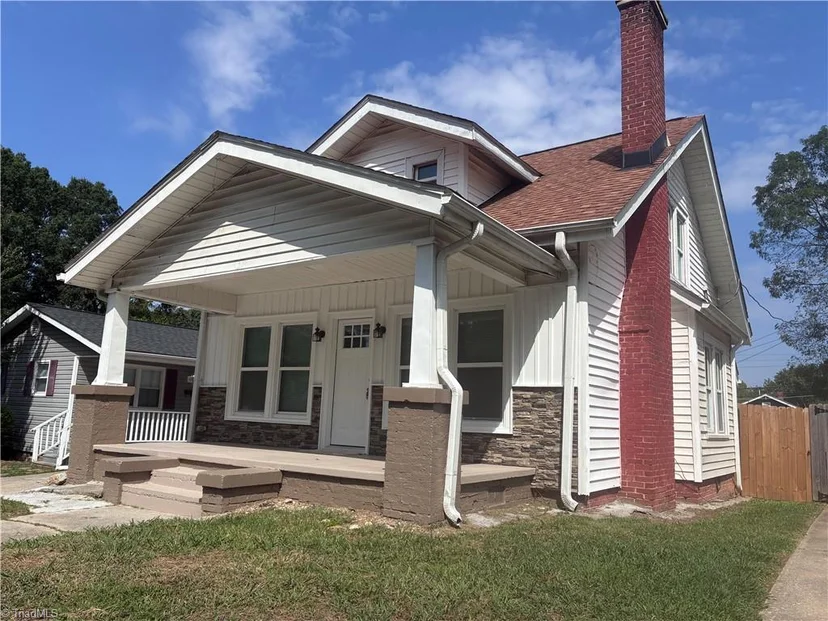 1708 Marion Street, photo 1 of 31