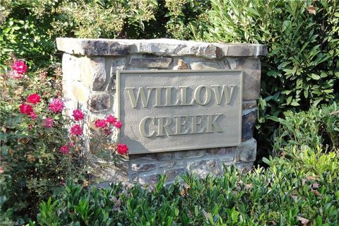 Vacant Land For Sale - 615 Burning Tree Circle<br/> High Point, NC 27265