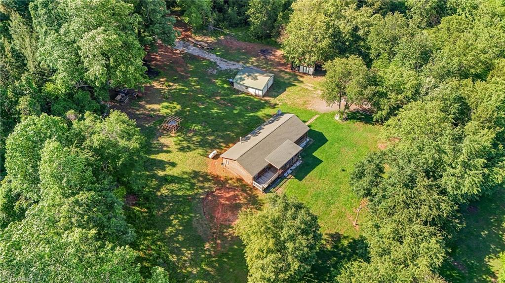 1922 Kings Grant Drive, Newton, North Carolina image 50
