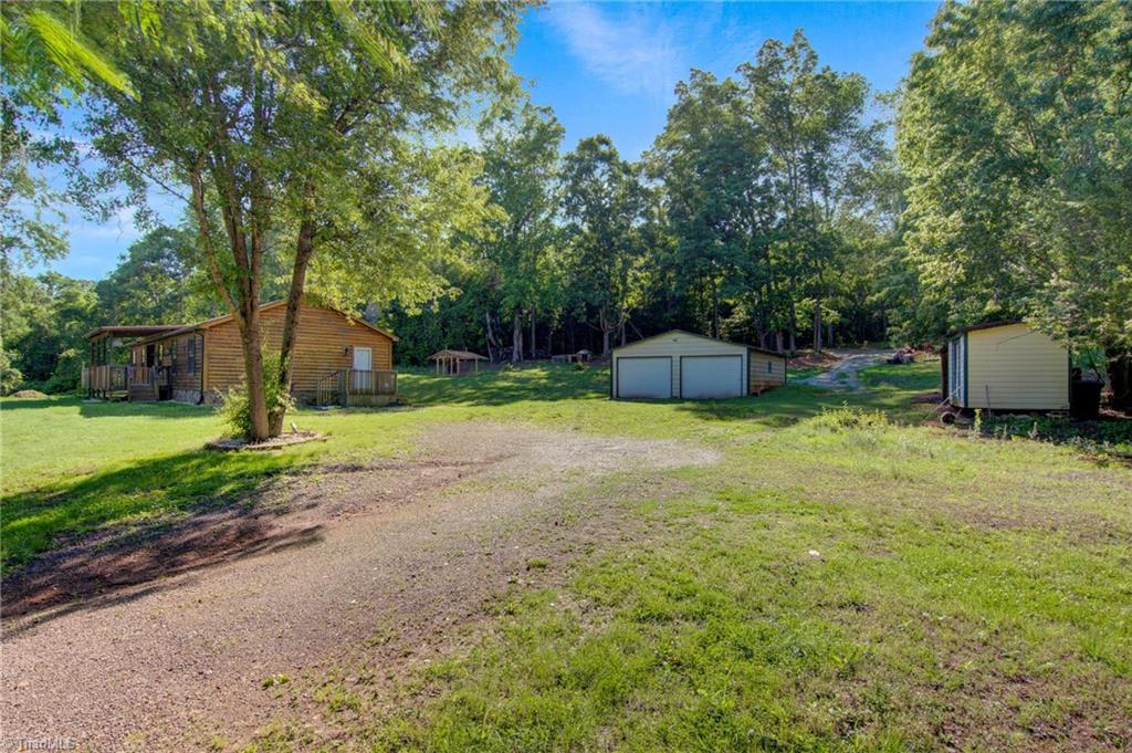 1922 Kings Grant Drive, Newton, North Carolina image 35