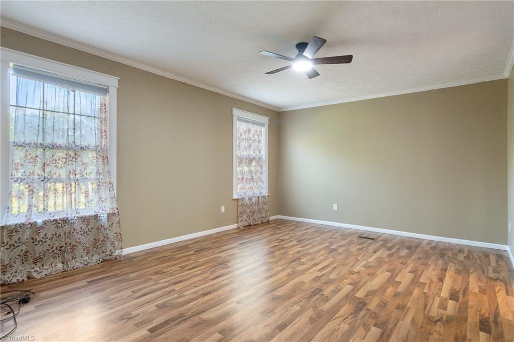 1922 Kings Grant Drive, Newton, North Carolina image 20