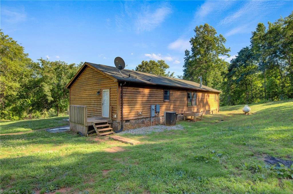 1922 Kings Grant Drive, Newton, North Carolina image 36