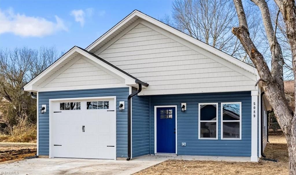 Photo of 5089 Leeshire Way, Winston-Salem, NC 27106 (MLS # 1203268)