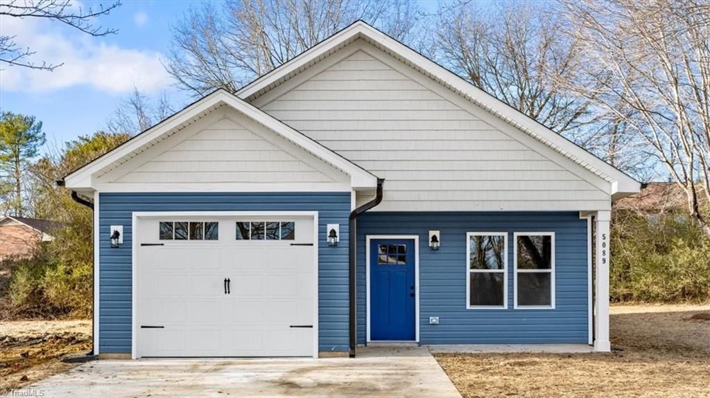 Photo of 5089 Leeshire Way, Winston-Salem, NC 27106 (MLS # 1203268)