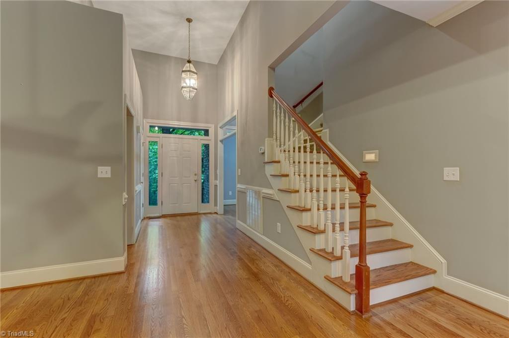 1787 Deer Run Court