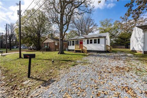 A home in Thomasville