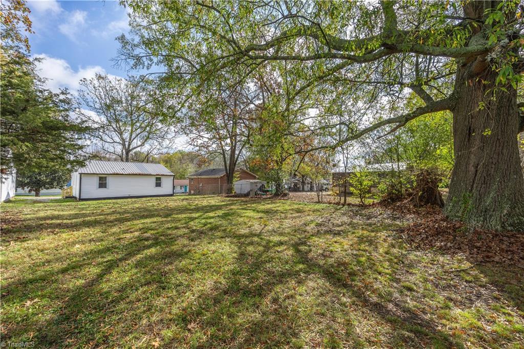 720 Trotter Street, Thomasville, North Carolina image 15
