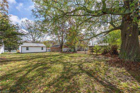 A home in Thomasville