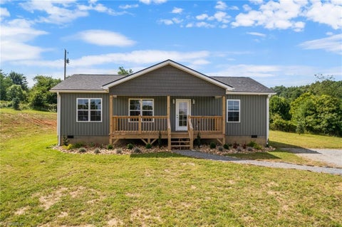 Homes For Sale - 90 Millards Way<br/> Sparta, NC 28675