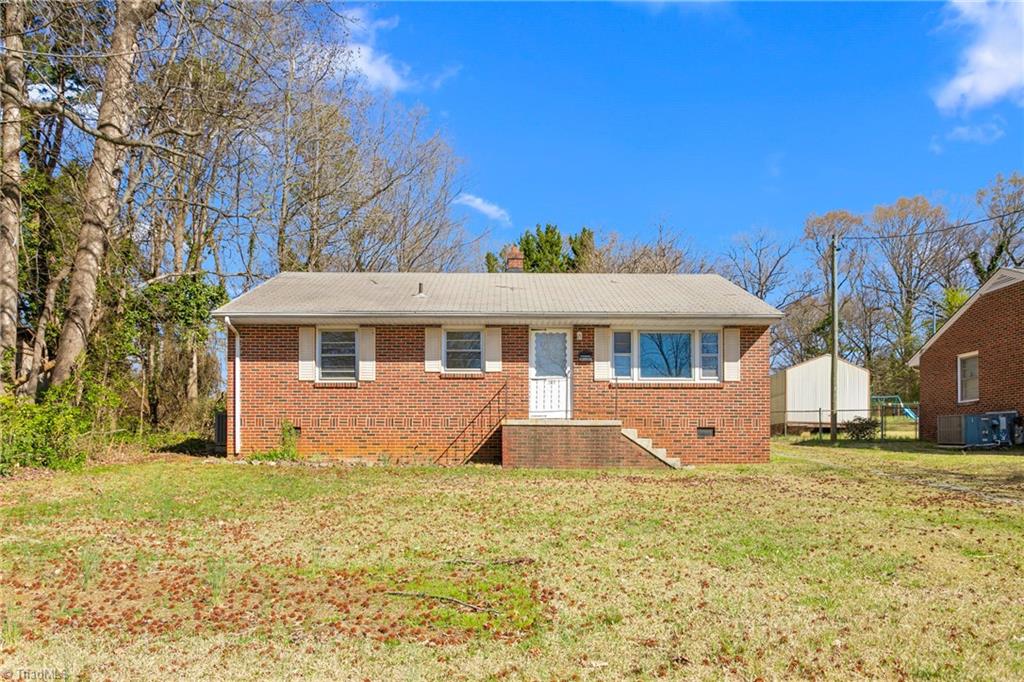 369 Albany Street, Burlington, North Carolina image 1