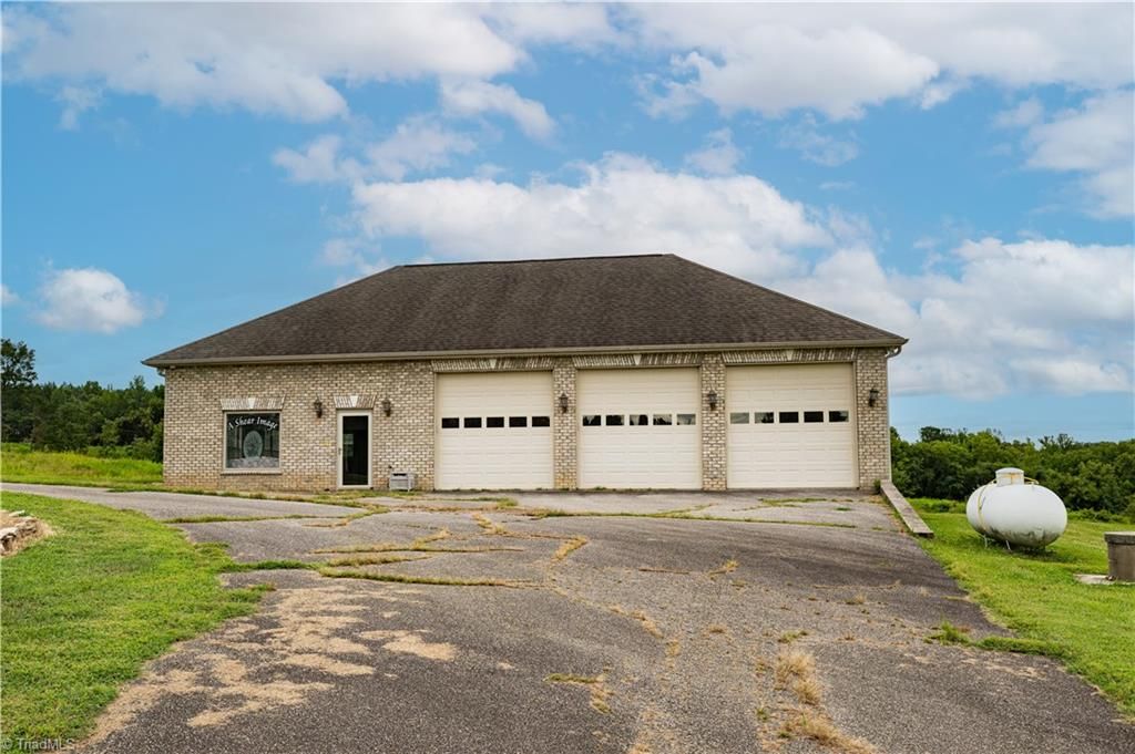 Photo of 13177 philpott Road, Halifax, VA 24520 (MLS # 1207259)