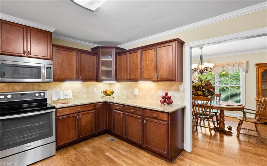 2206 Kivett Drive, Greensboro, North Carolina image 11