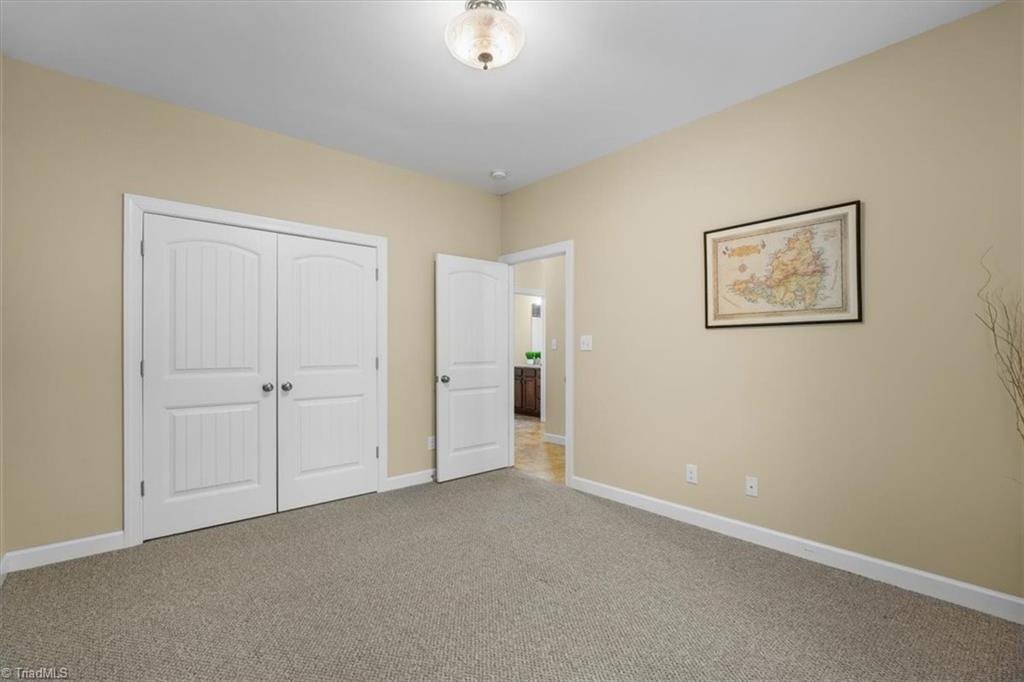 2206 Kivett Drive, Greensboro, North Carolina image 30