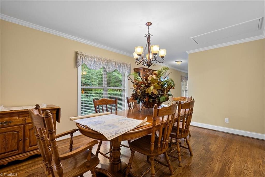 2206 Kivett Drive, Greensboro, North Carolina image 18