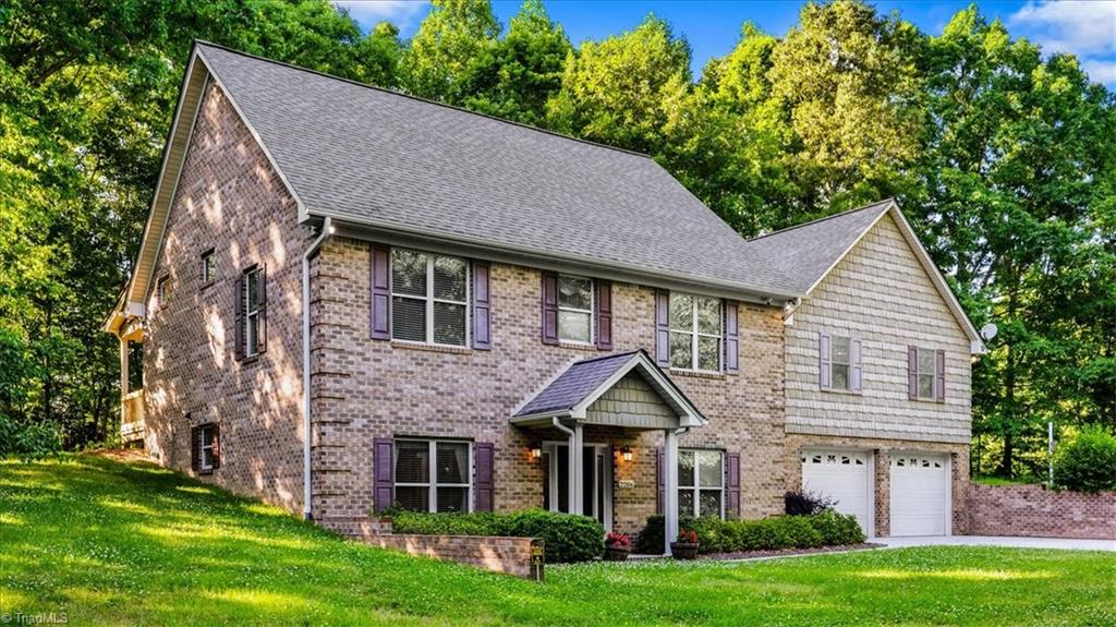2206 Kivett Drive, Greensboro, North Carolina image 3