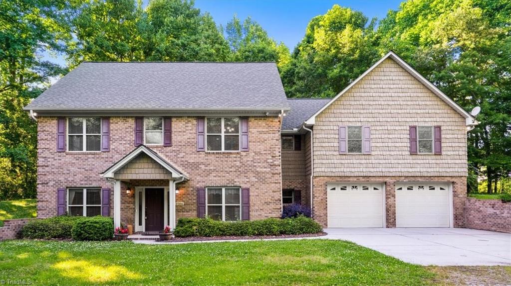 2206 Kivett Drive, Greensboro, North Carolina image 2