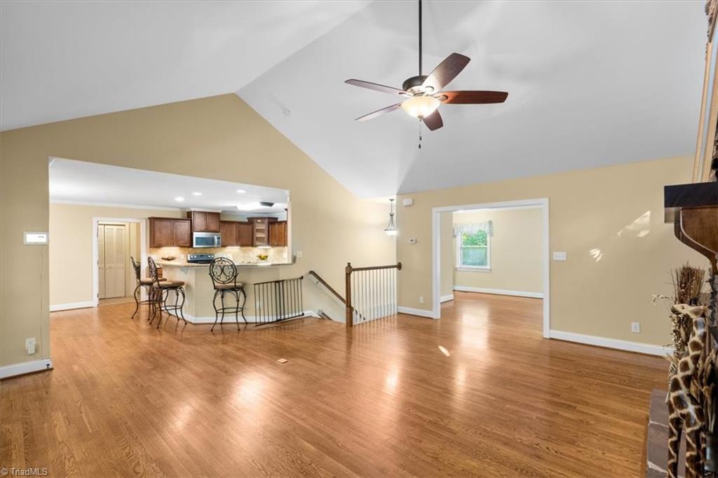 2206 Kivett Drive, Greensboro, North Carolina image 14