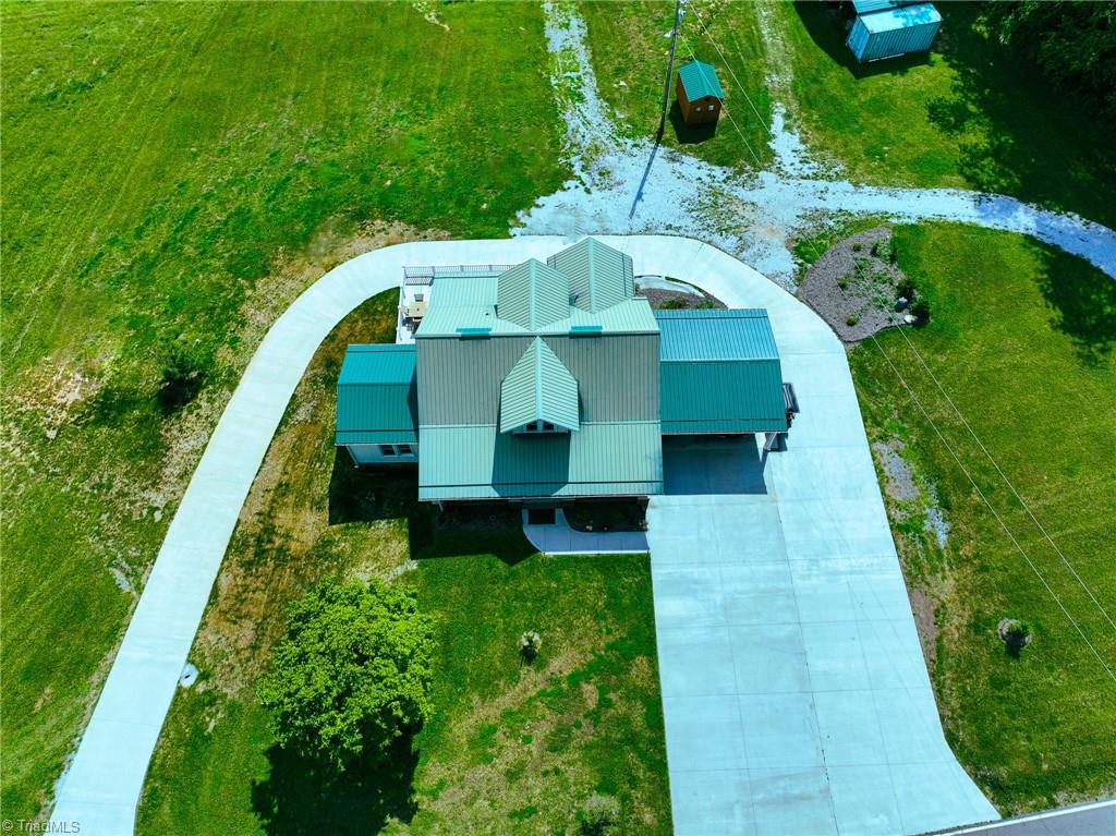 2416 Old Pipers Gap Road, Cana, Virginia image 6
