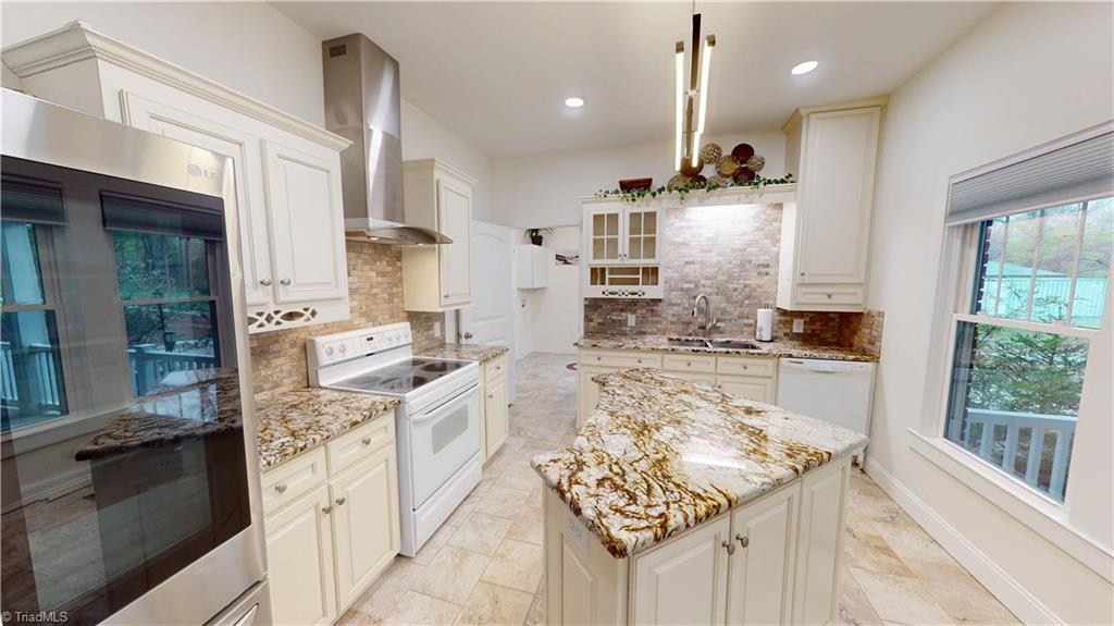 2416 Old Pipers Gap Road, Cana, Virginia image 13