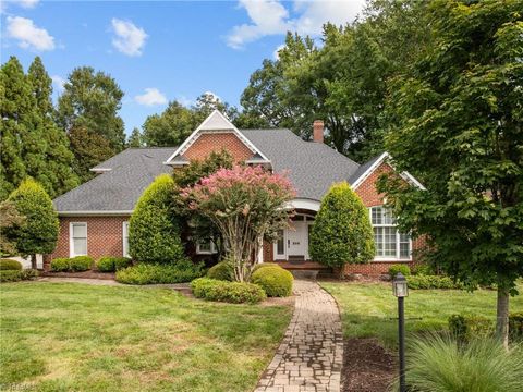 Photo of 509 Fieldstone Drive, Burlington, NC 27215 (MLS # 1198814)