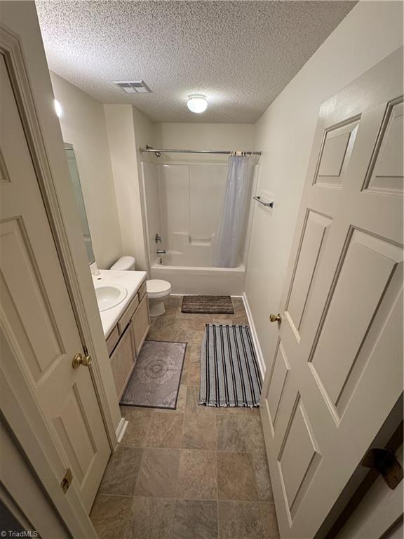 2624 Guyer Street #2D, High Point, North Carolina image 15