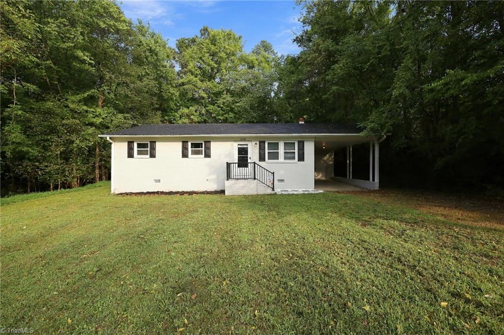 Photo of 203 Druid Hills Drive, Lexington, NC 27292 (MLS # 1236354)