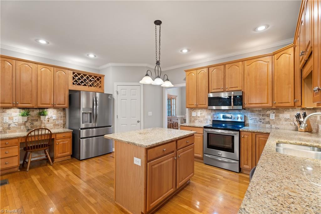 Winston-Salem, North Carolina 27106, United States, 4 Bedrooms Bedrooms, ,3 BathroomsBathrooms,Residential,Coming Soon,176670