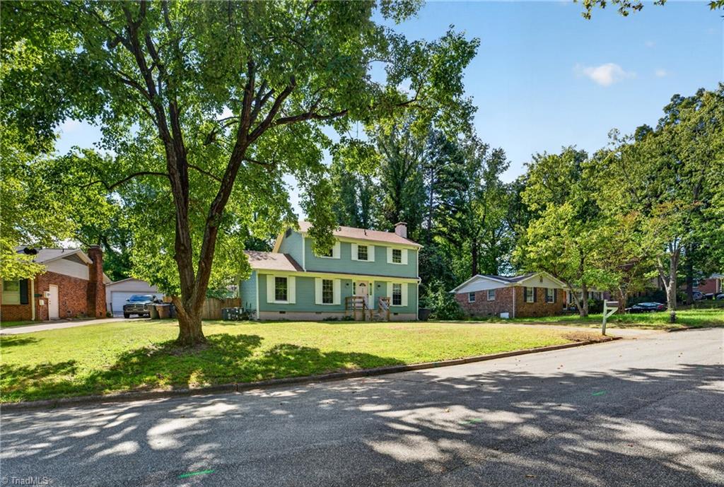 Photo of 3207 Delmonte Drive, Greensboro, NC 27406 (MLS # 1237321)