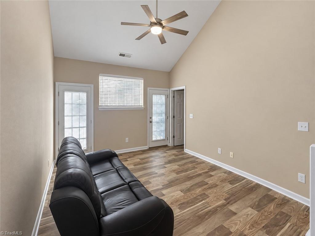 121 Tilleys Grove Drive