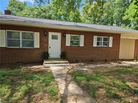 Homes For Sale - 3298 E Nc Highway 89 Hwy<br/> Walnut Cove, NC 27052