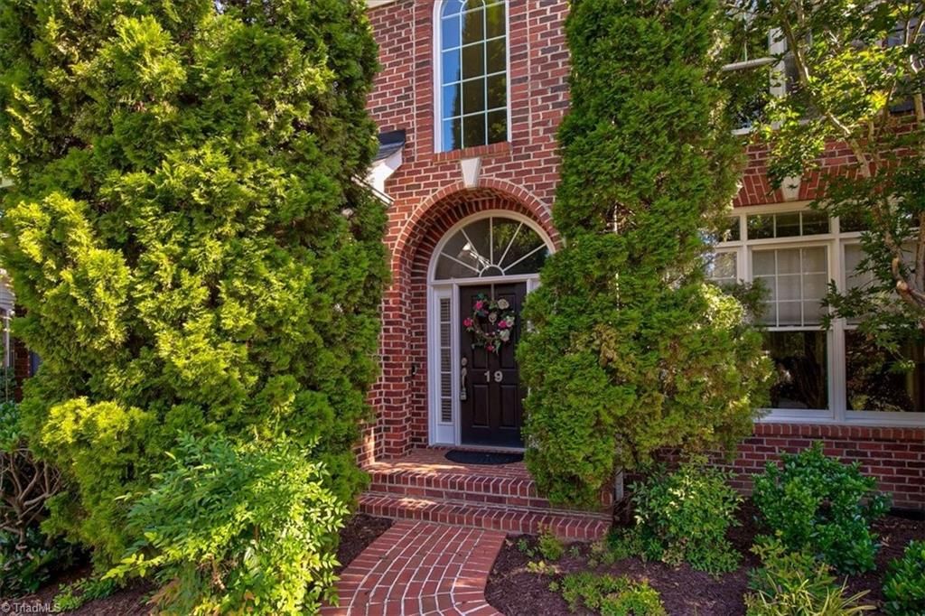 Photo of 19 Middlefield Court, Greensboro, NC 27455 (MLS # 1205347)