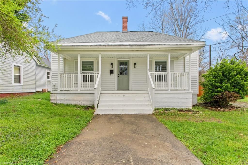 Photo of 405 N Fourth Street, Mebane, NC 27302 (MLS # 1212758)