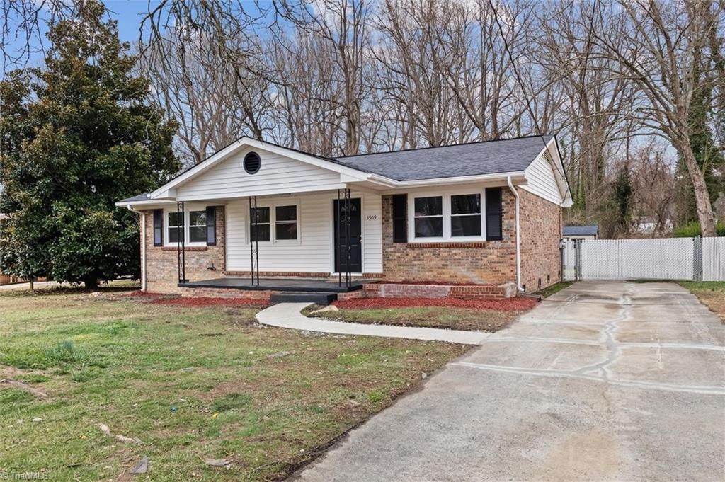 Photo of 3909 Kipling Drive, Greensboro, NC 27407 (MLS # 1207666)