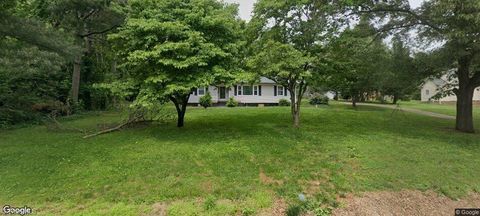 Homes For Sale - 1132 Kennedy Street<br/> Yadkin County, Yadkinville, NC 27055