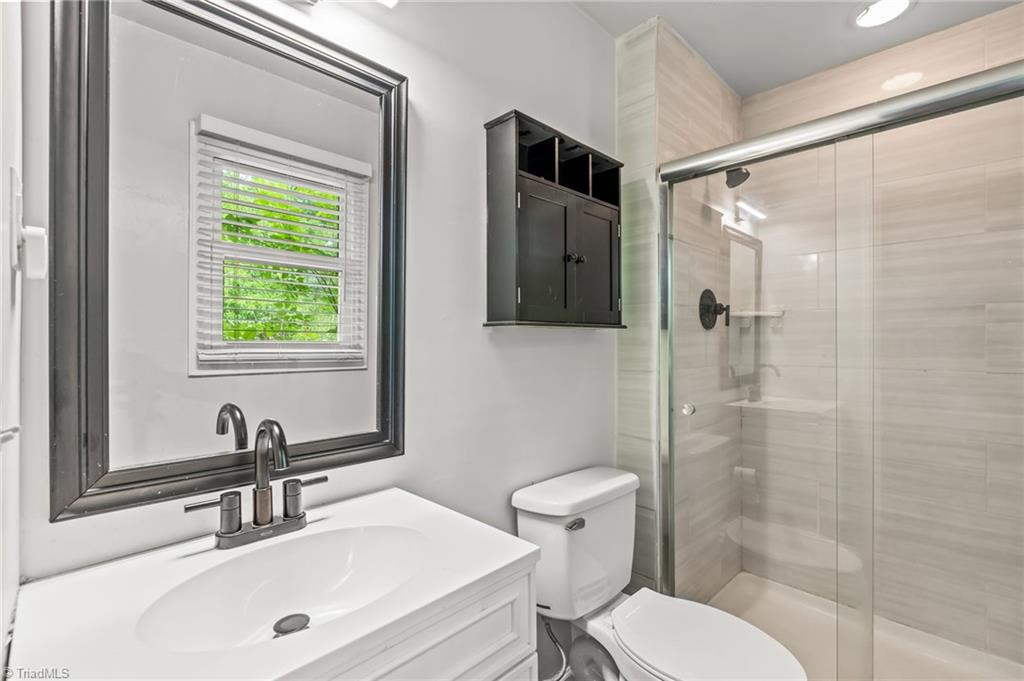 2302 Lourance Boulevard, Greensboro, North Carolina image 16