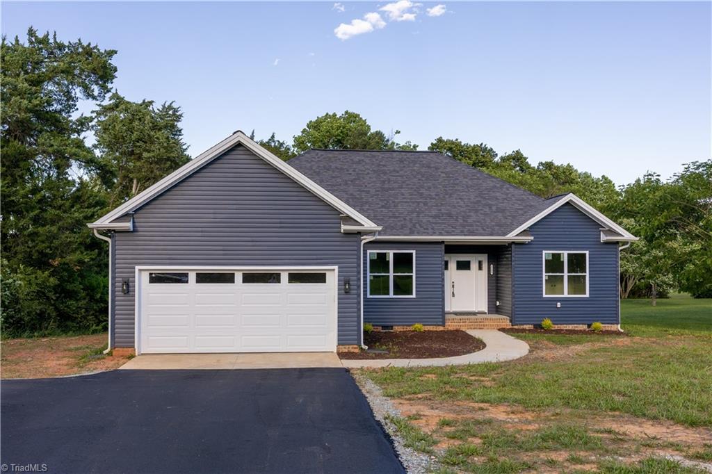 2265 Wayne White Road, Pleasant Garden, North Carolina image 1