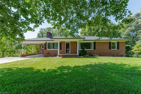 Homes For Sale - 1719 E Center Street Extension<br/> Lexington, NC 27292