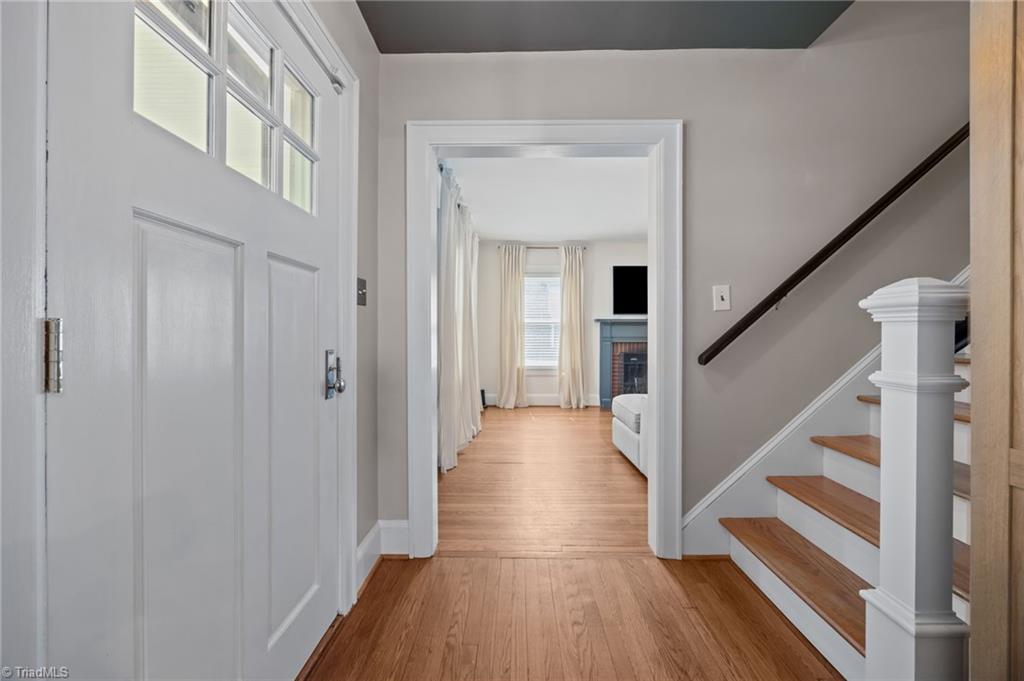 402 Westdale Place