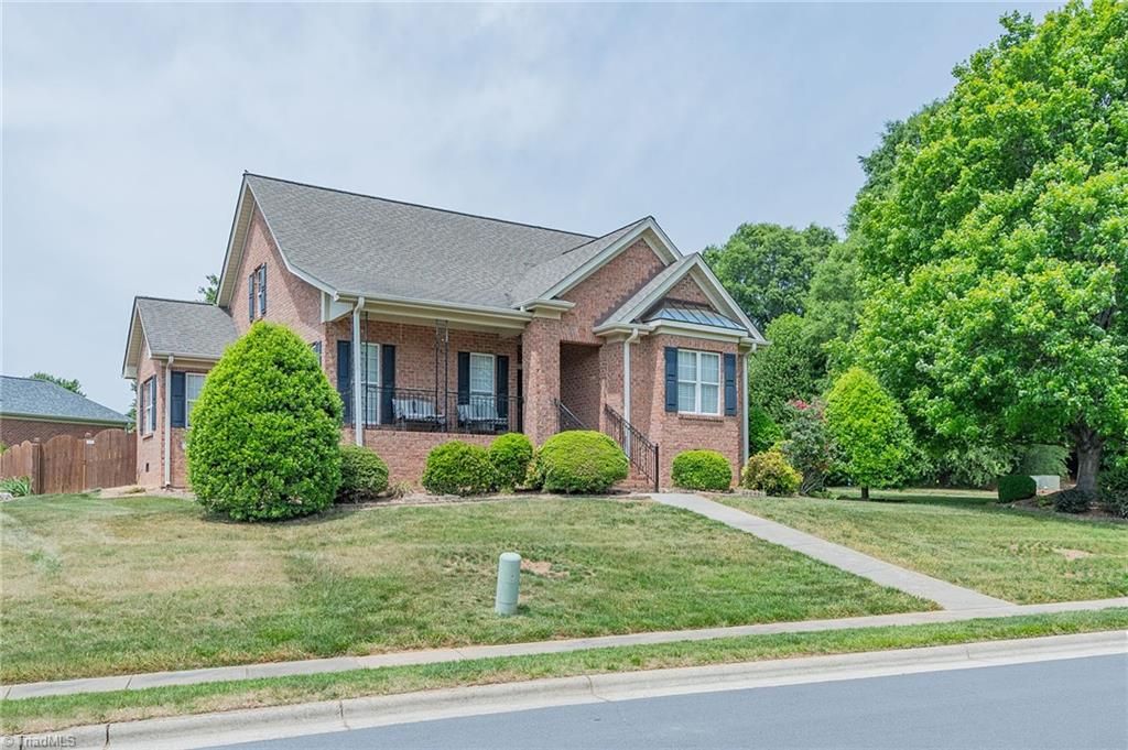 Photo of 1600 Armistead Drive, Kernersville, NC 27284 (MLS # 1219022)