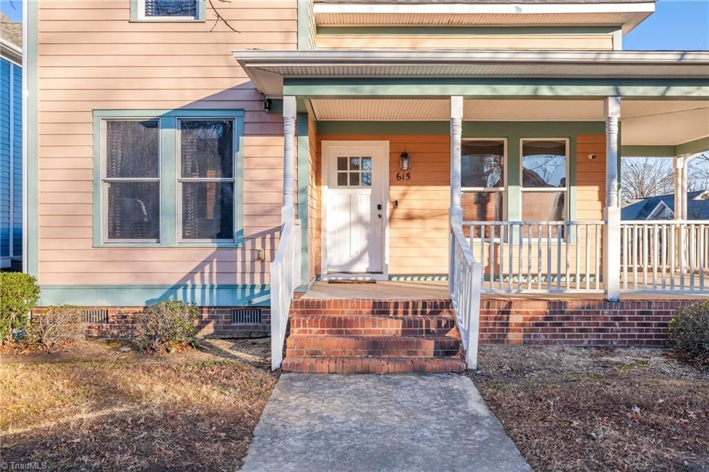 Photo of 615 Old Heritage Trail, Greensboro, NC 27401 (MLS # 1204227)
