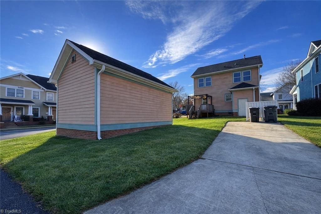 Photo of 615 Old Heritage Trail, Greensboro, NC 27401 (MLS # 1204227)