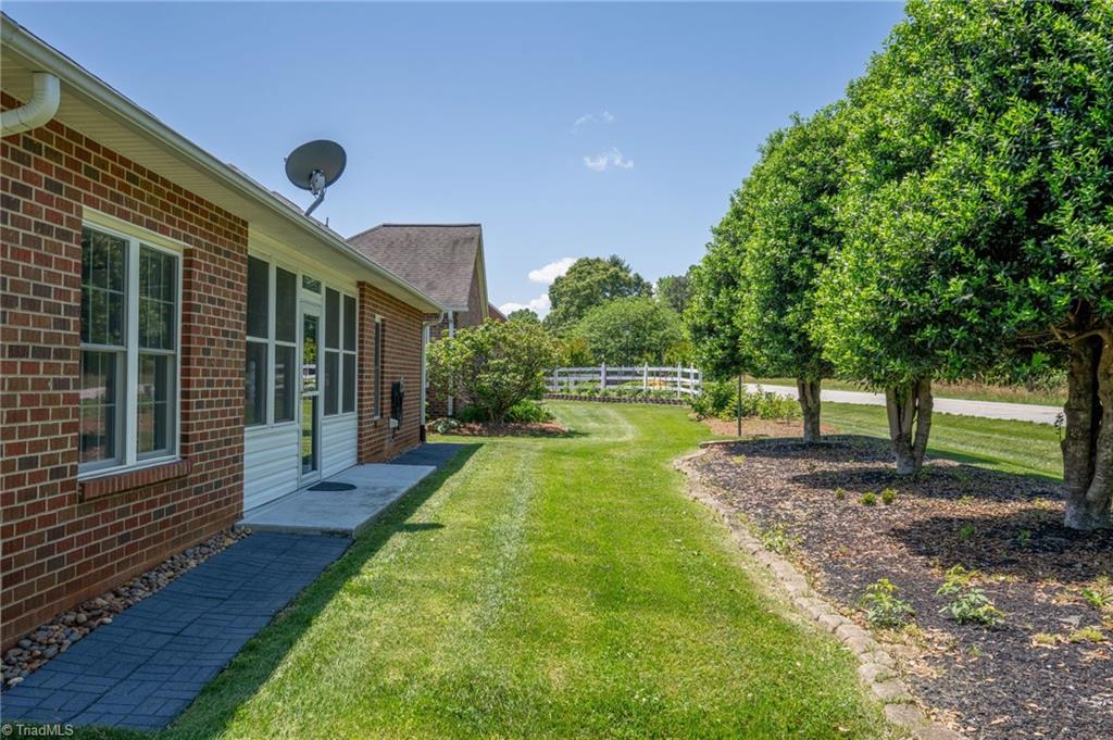 216 New Hampshire Court, Mocksville, North Carolina image 27
