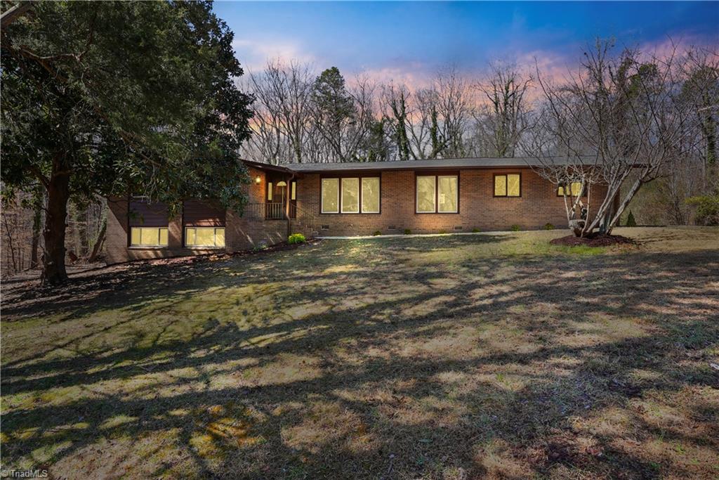 102 Bramble Drive, Jamestown, North Carolina image 1