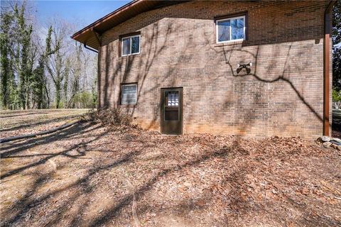 listing image 48