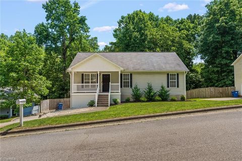 Single Family Residence in Winston Salem NC 1311 Waybridge Lane.jpg