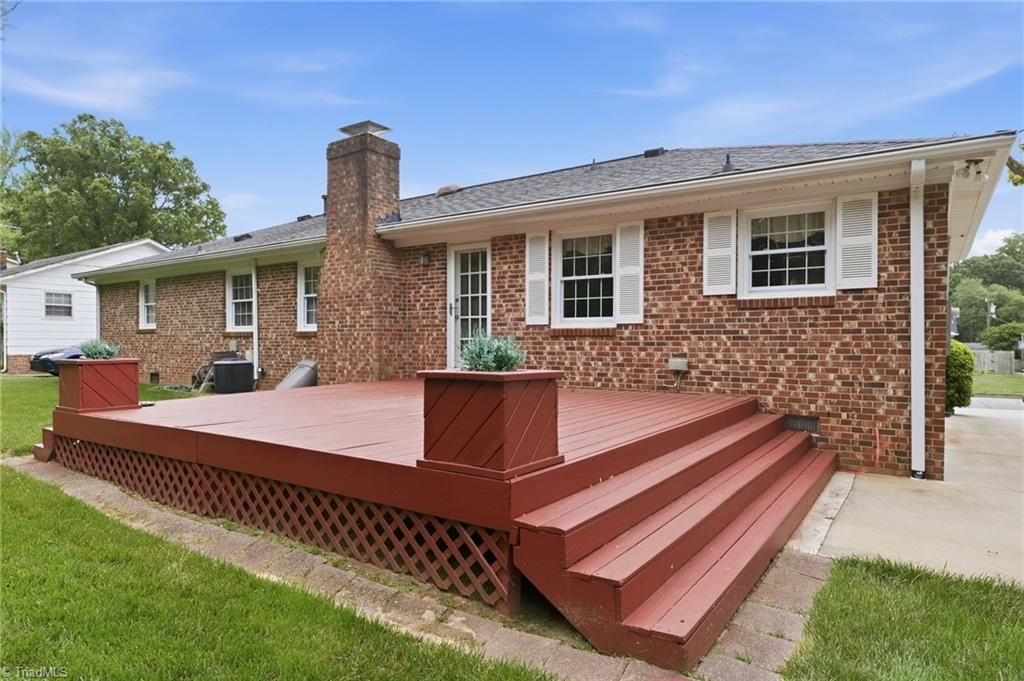 Photo of 3420 Glouchester Lane, Greensboro, NC 27410 (MLS # 1218805)