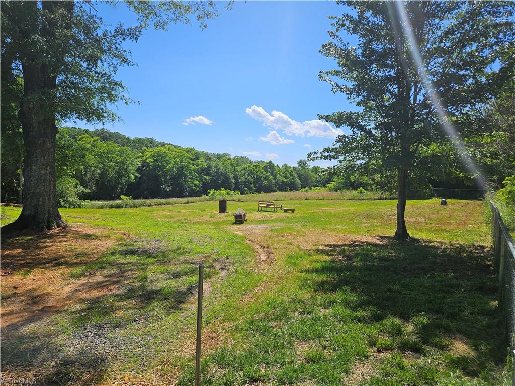 6414 Nc Highway 704, Sandy Ridge, North Carolina image 11