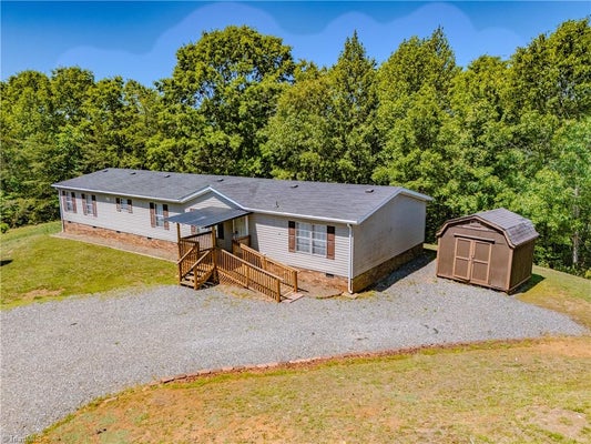 151 FOX TROT LN, PILOT MOUNTAIN, NC 27041 - Image 959d4a9ffc19f35b2705e9769b9522bc/2839865824