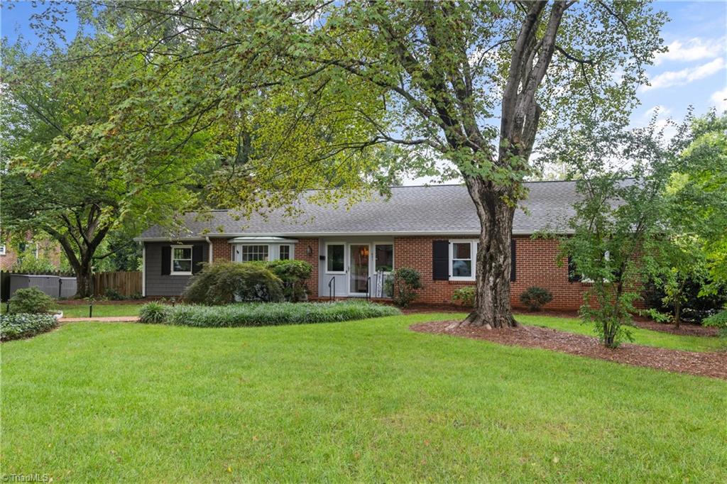 Winston-Salem, North Carolina 27106, United States, 4 Bedrooms Bedrooms, ,3 BathroomsBathrooms,Residential,Active,199984